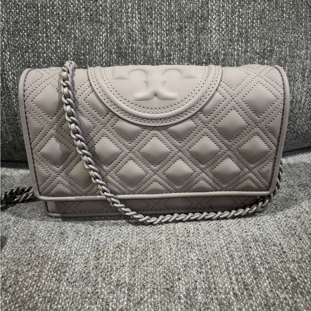 Gray Tory Burch Fleming Quilted Chain Shoulder Bag